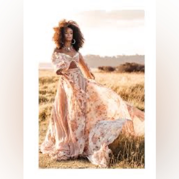 Rue De Seine - Maneesh wedding Dress - Picture 5 of 7